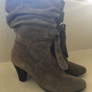 Baker's Gray/Green Khaki Suede Boots Heels New